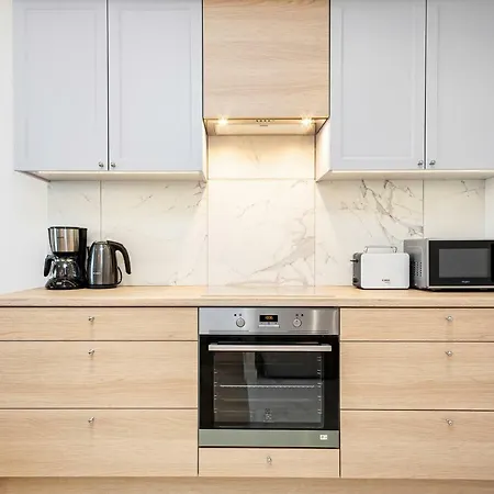 Apartment Walonska With Free Parking Wroclaw By Noclegi Renters Exterior foto