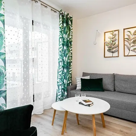 Apartment Walonska With Free Parking Wroclaw By Noclegi Renters Exterior foto