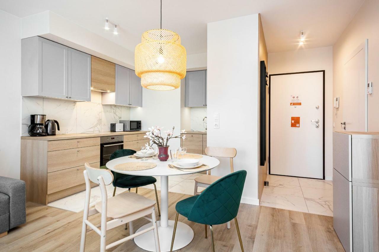 Walonska With Free Parking By Renters Apartment Breslau