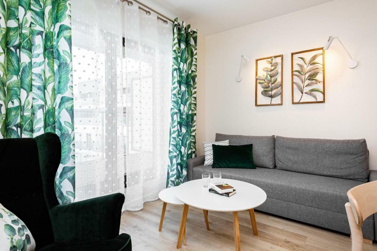 Walonska With Free Parking By Renters Breslau