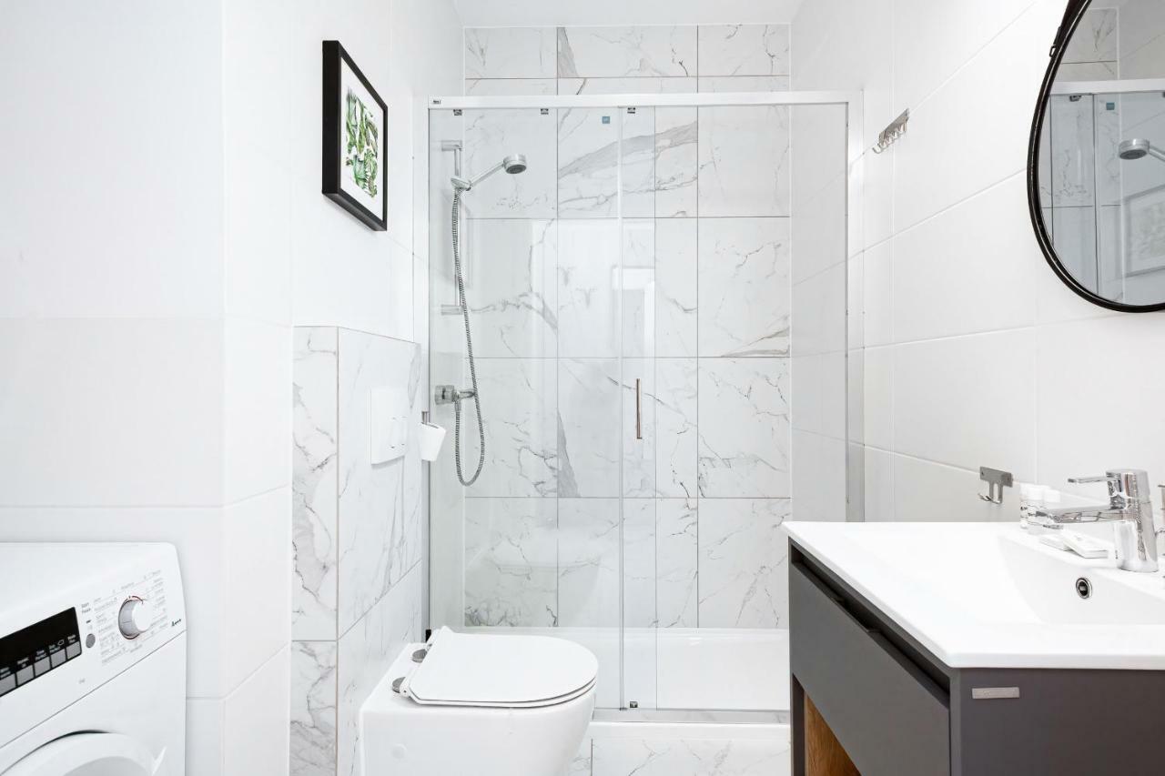 Apartment Walonska With Free Parking By Renters